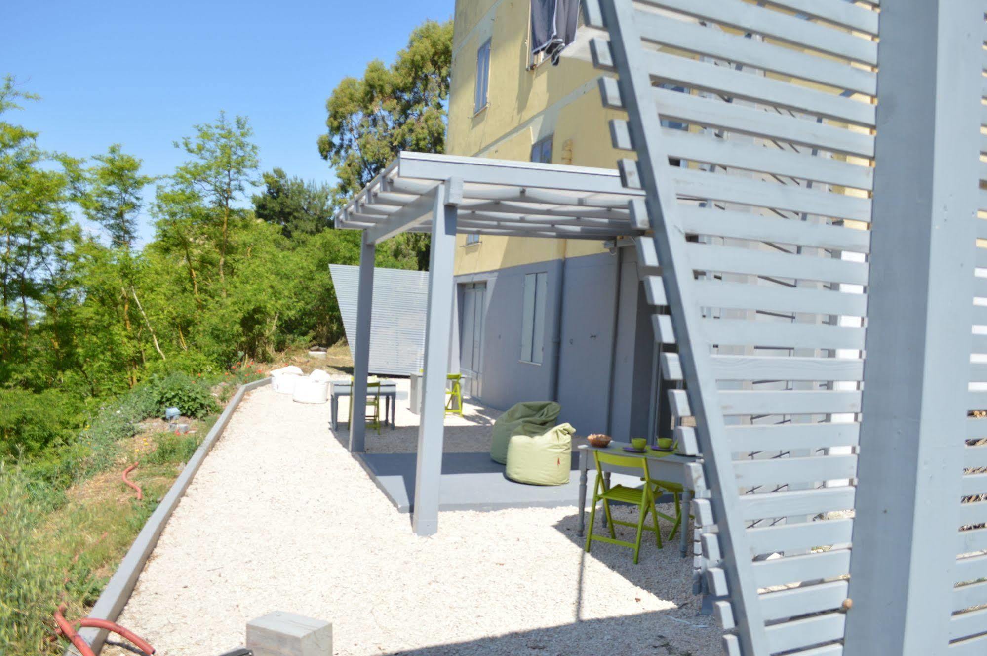 Tuffudesu Experience (Adults Only) Bed & Breakfast Osilo Eksteriør bilde